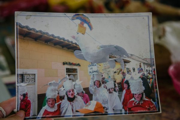 Taller tradicional de máscaras de la Fiesta de Los Diablitos - Imagen 3