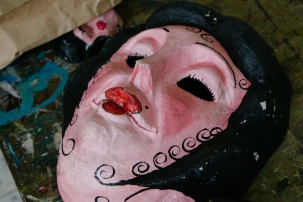 Taller tradicional de máscaras de la Fiesta de Los Diablitos - Imagen 4